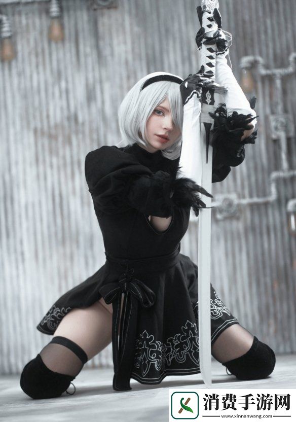 艾什莉體模曬出妮姬COS